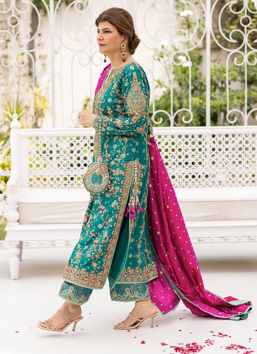 FARAH TALIB - Emerald