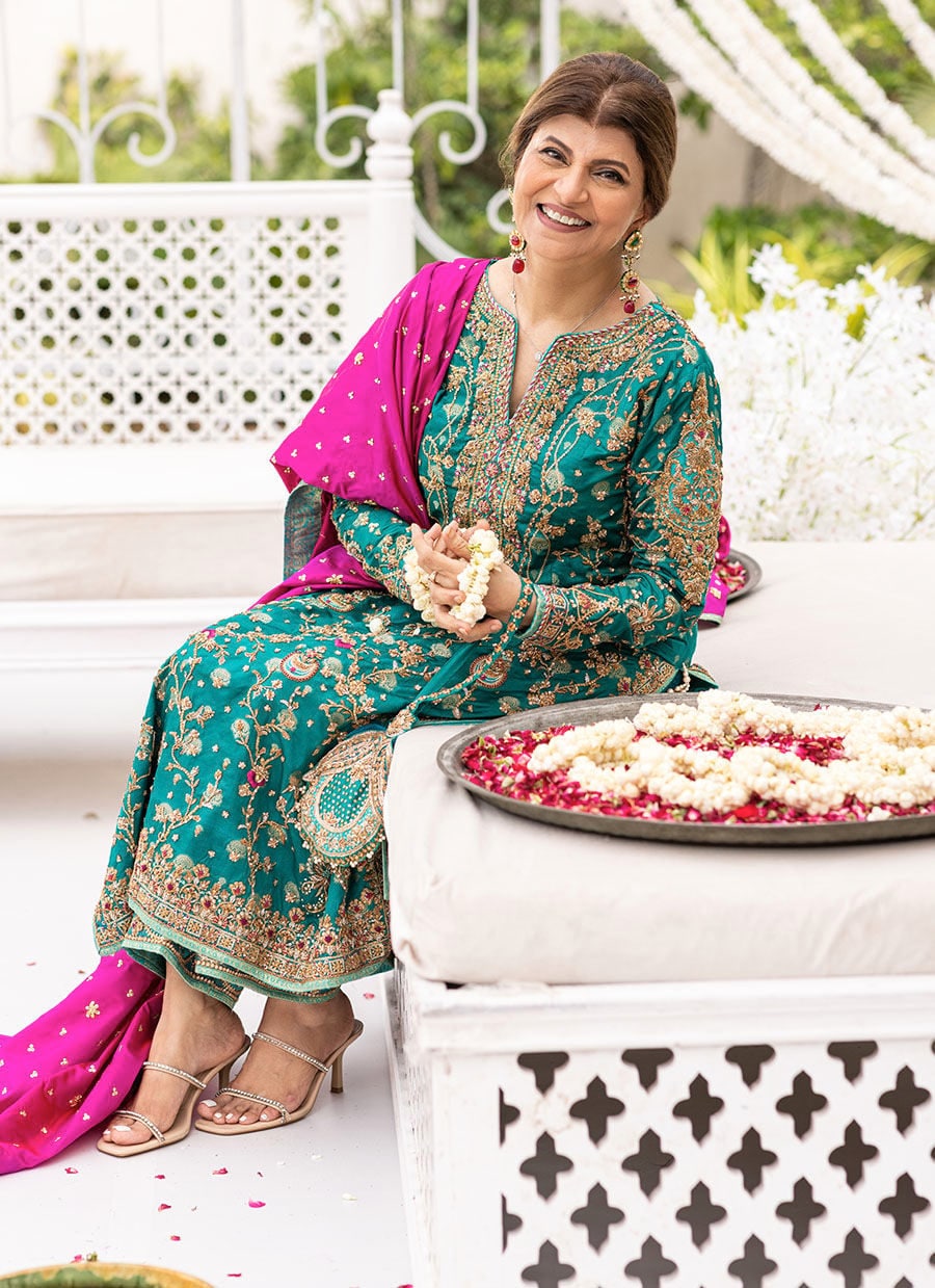 FARAH TALIB - Emerald