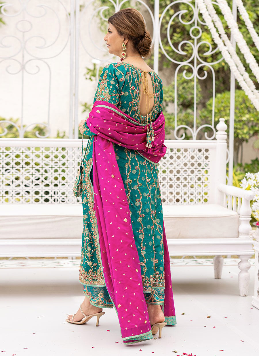 FARAH TALIB - Emerald
