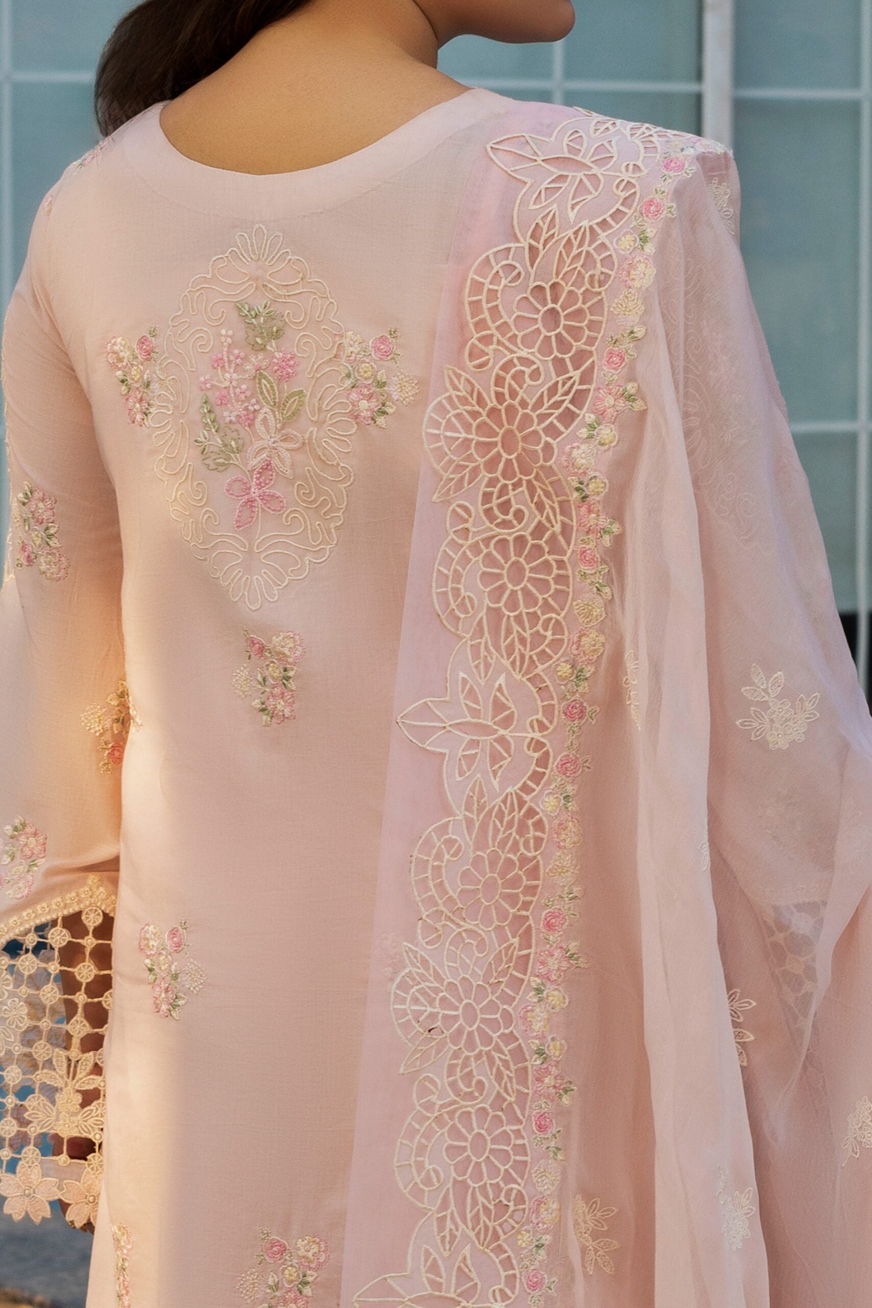 Aneela’s LAWN - porch Pink