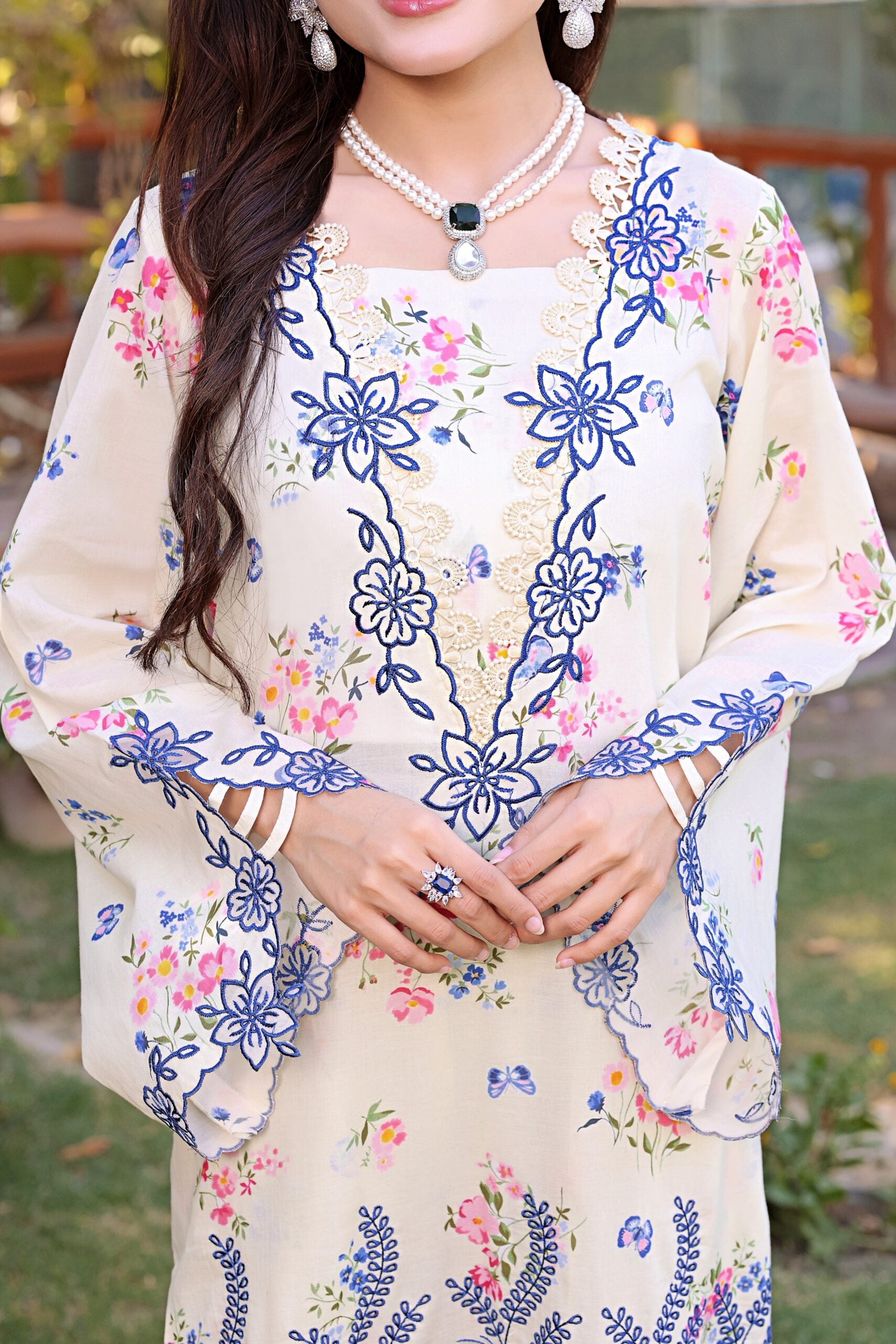 Aneela’s Lawn - ivory blues