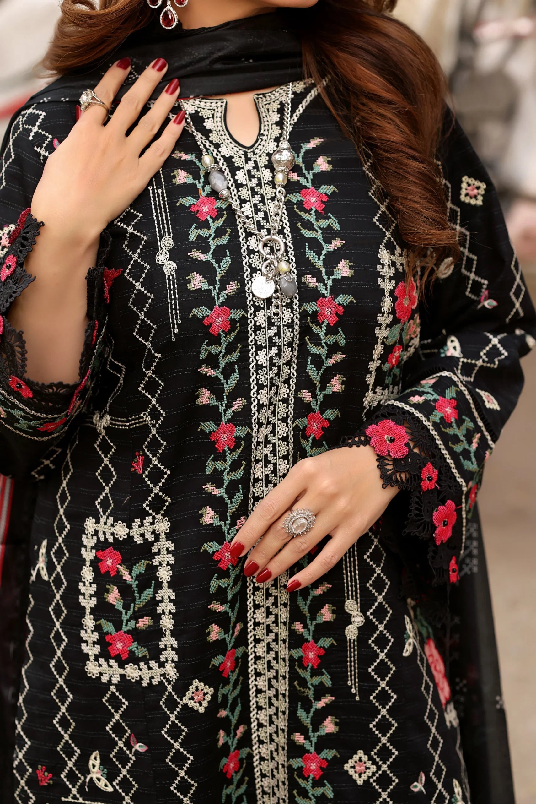 Sumbul LAWN BY ANEELA’s