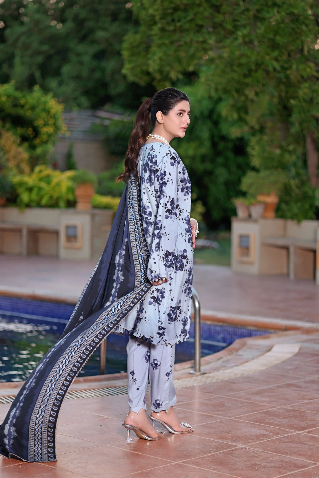 ANEELA’s LAWN | indigo