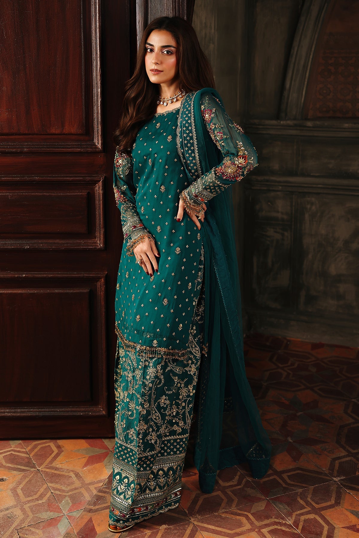 CHARIZMA - EMERALD MAYA ALY