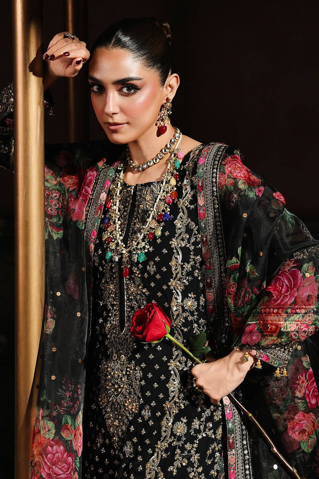 CHARIZMA - Maya Gulab