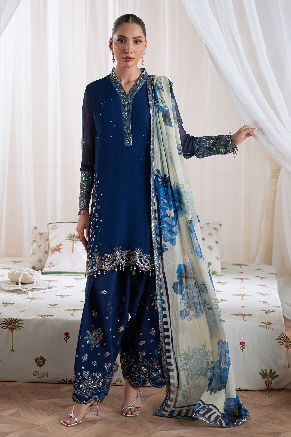 Nureh - ink blue farshi
