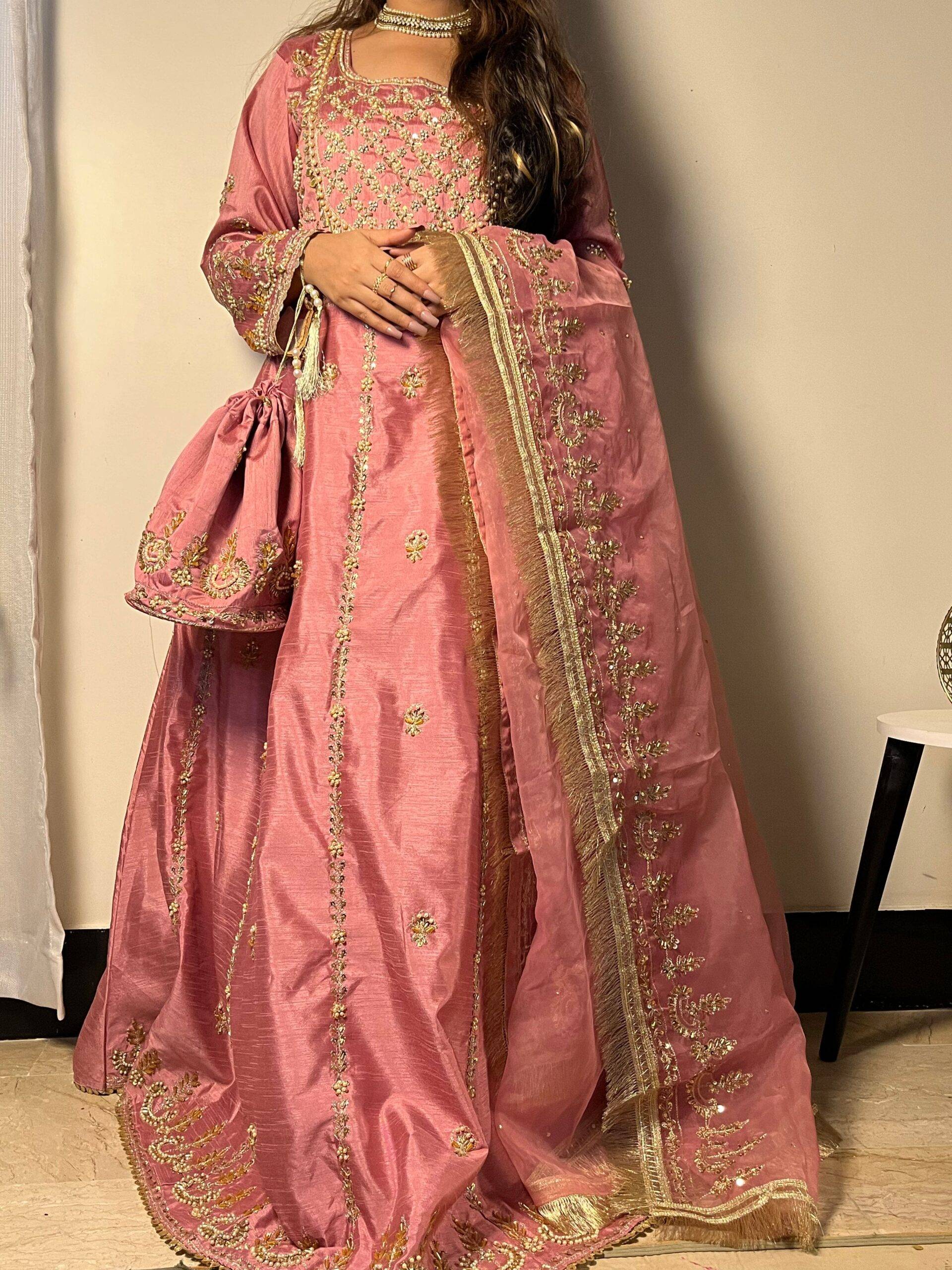 PINKY MAXI WITH POTLI