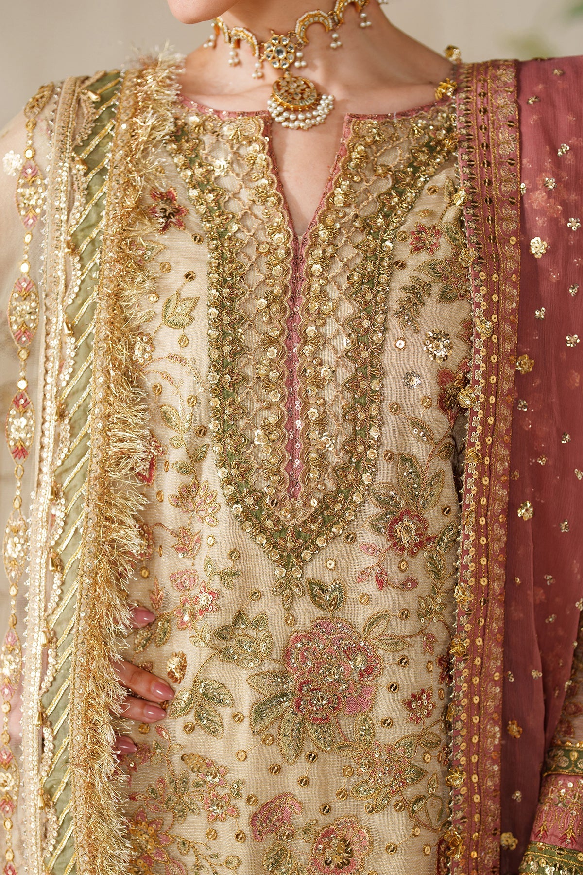 Baroque | Chantelle | sand