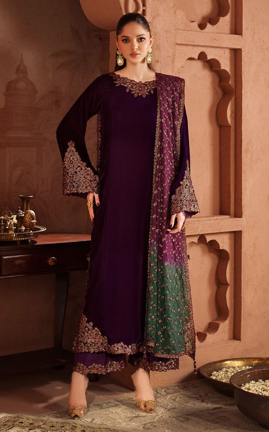 Iznik - Maroon Velvet 89