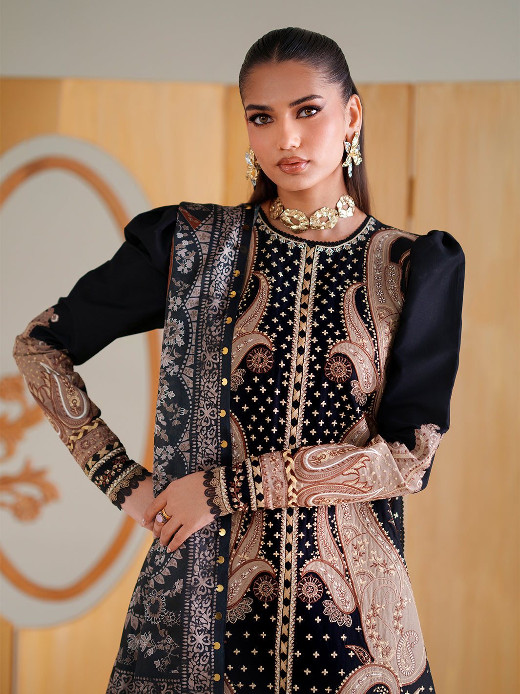 Binilyas Lawn - Qeeri