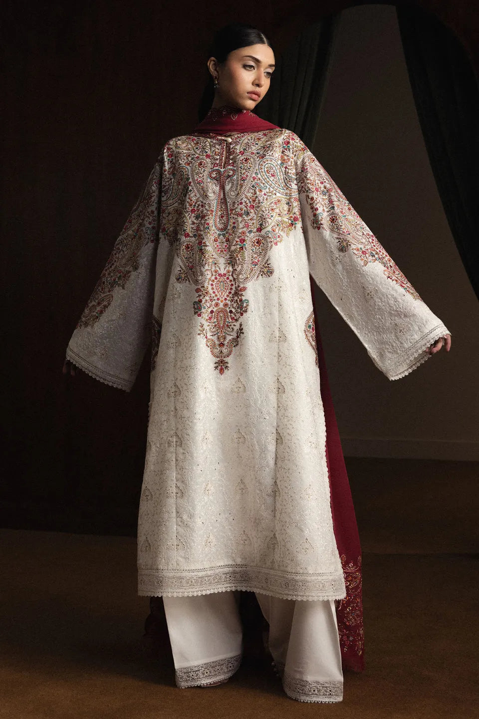 Zara shajhan - Hikari lawn