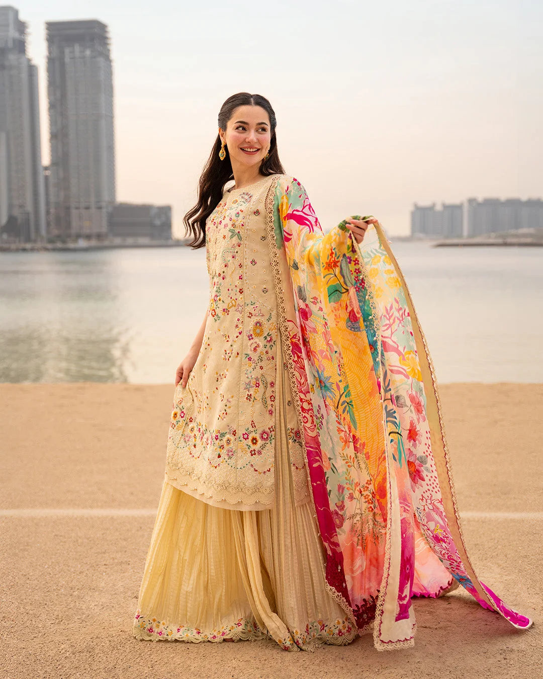 Faiza saqlain | Merjem vanilla