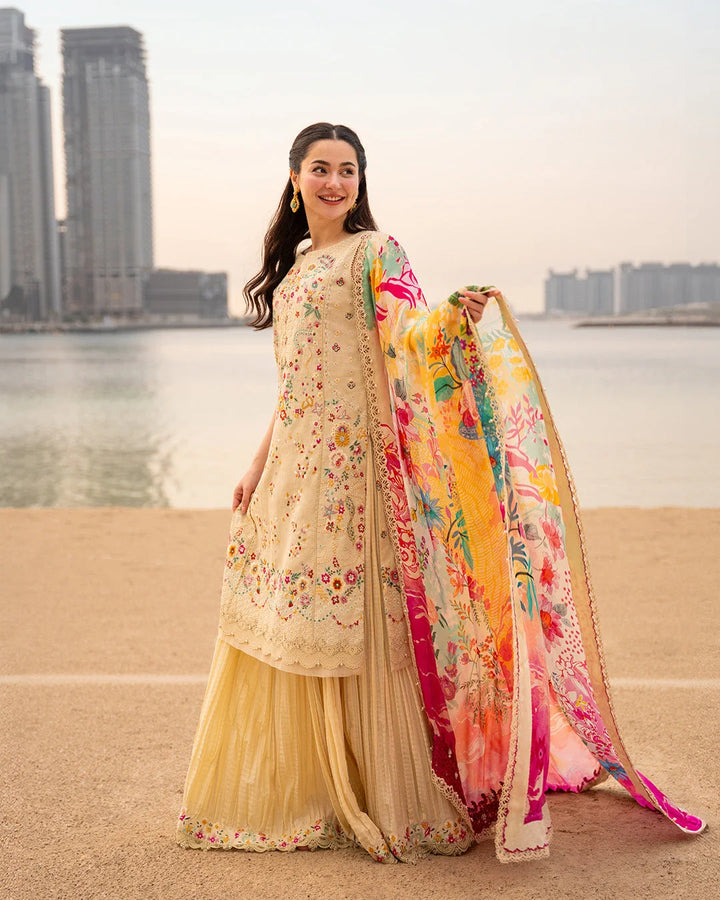Faiza saqlain | Merjem vanilla
