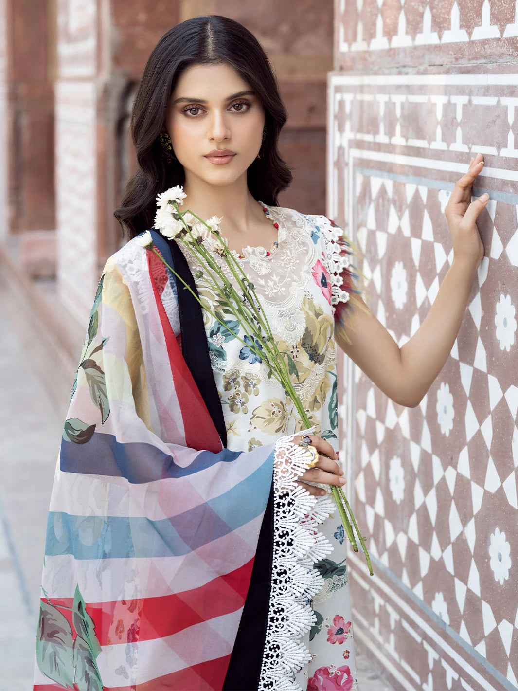 Bin ilyas Lawn - white core