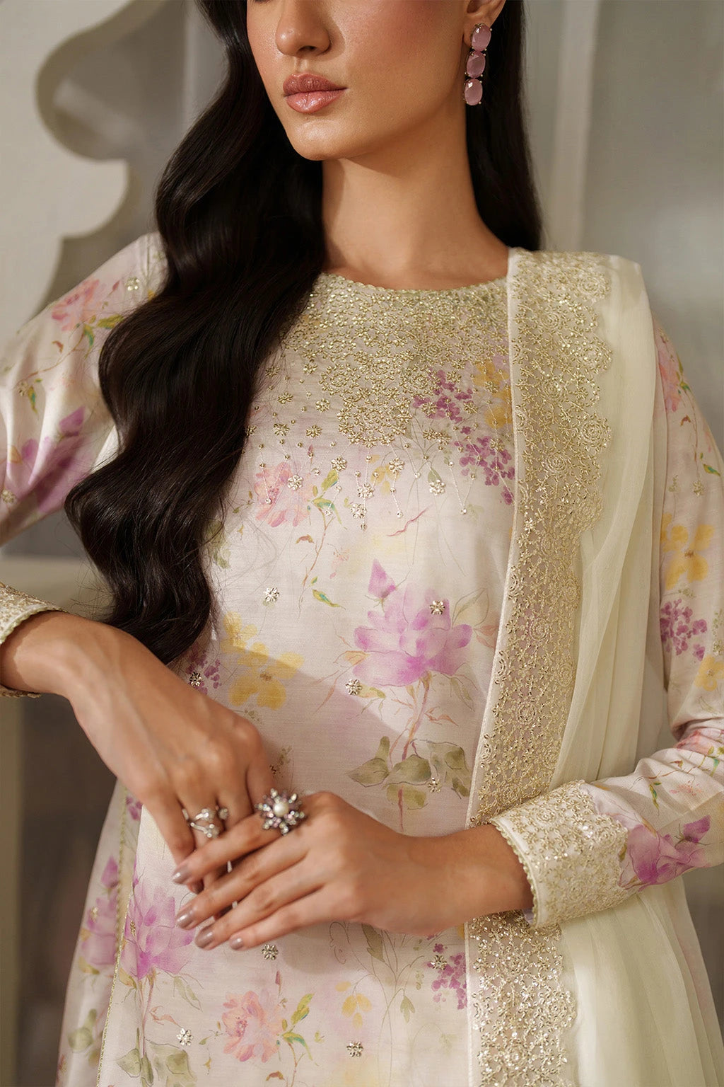 Iznik Lawn | Summery flory