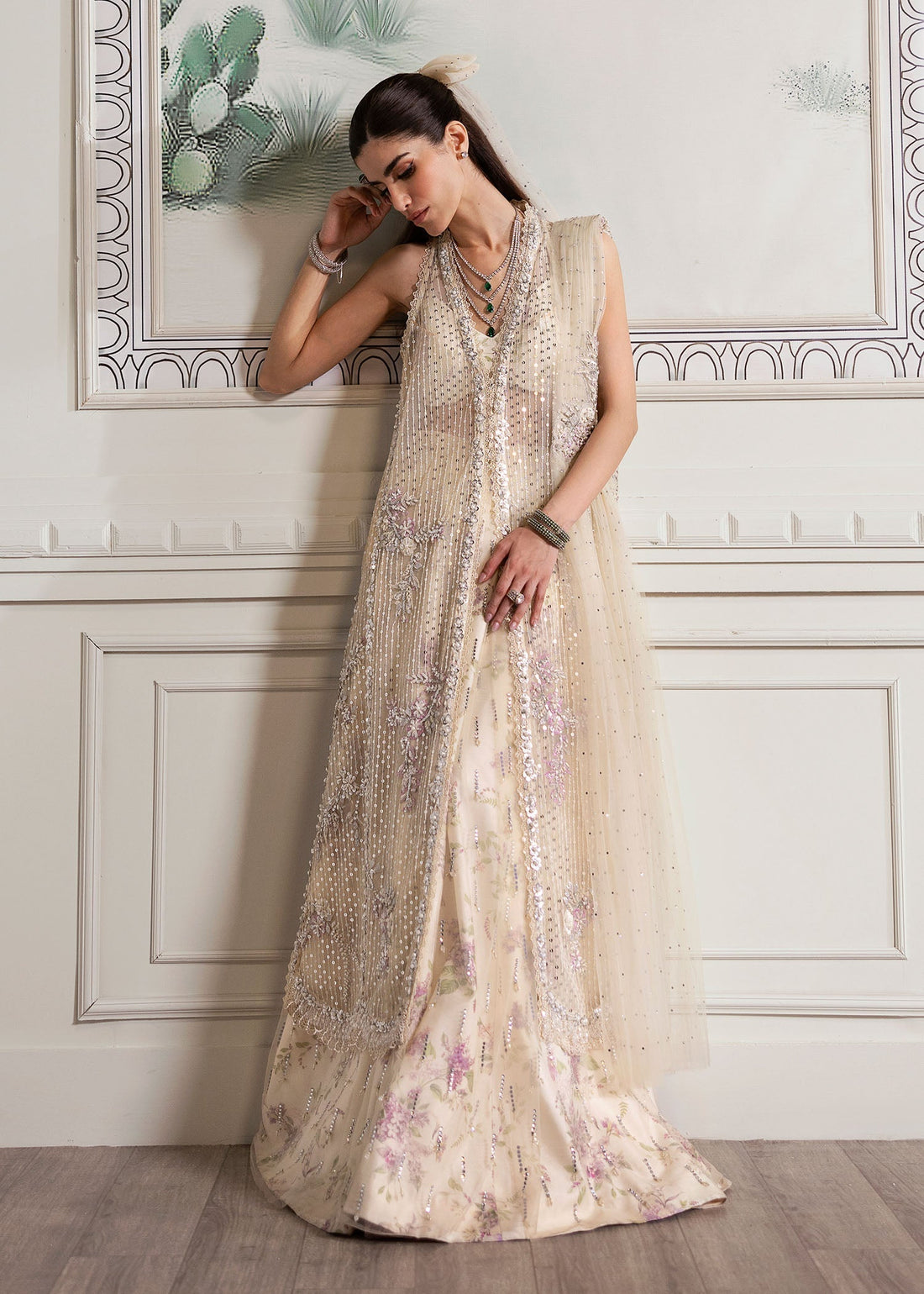 Saira shakira - A Swarovski Affair(ivory)
