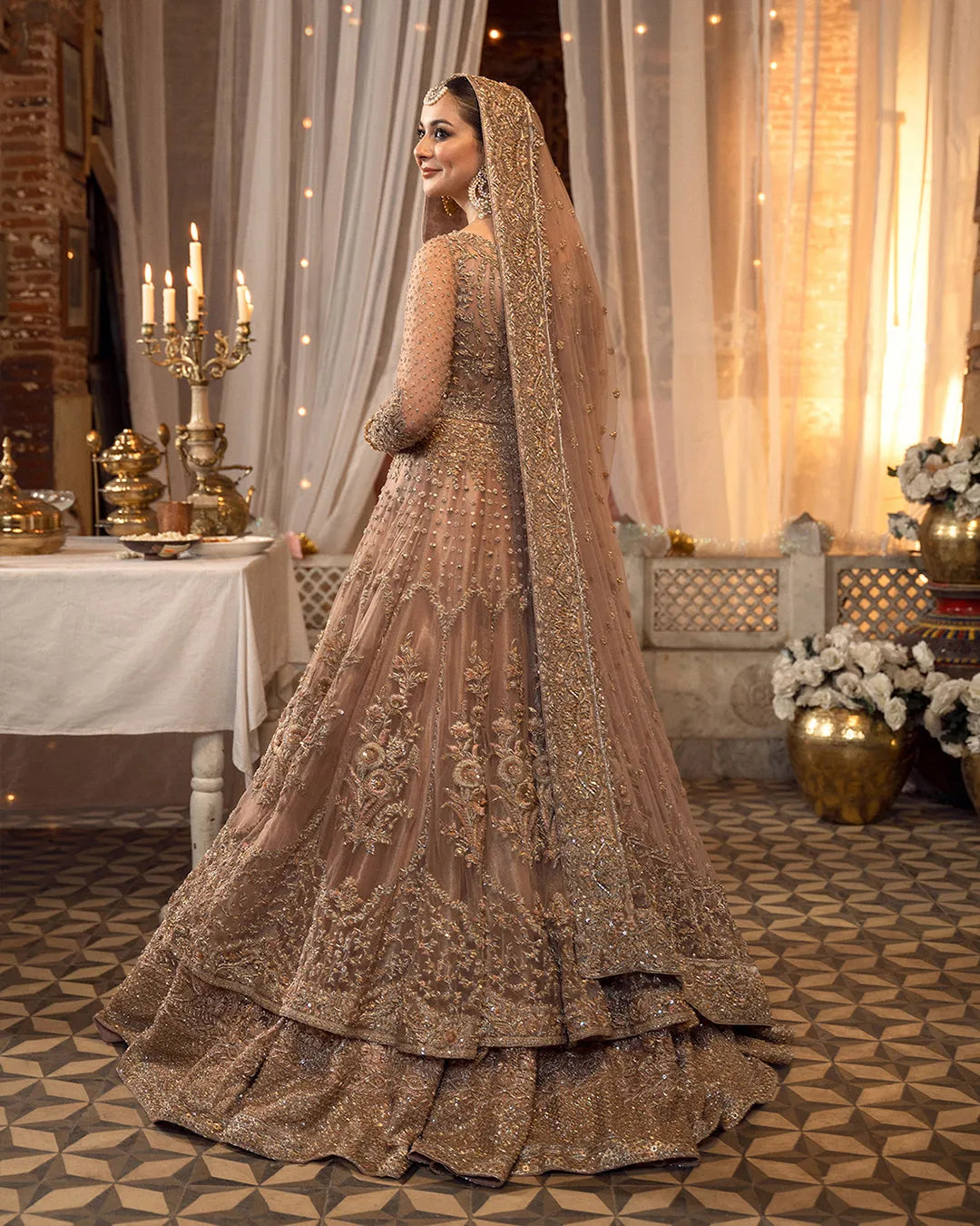 Faiza saqlain | Mahra