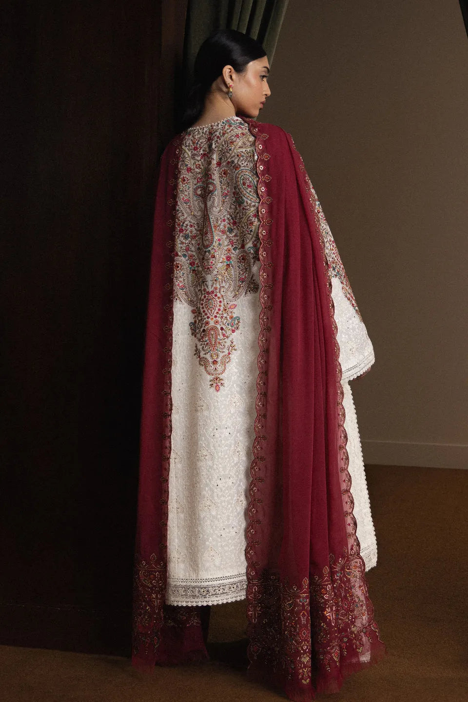Zara shajhan - Hikari lawn