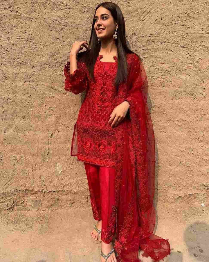 IQRA AZIZ RED ZC