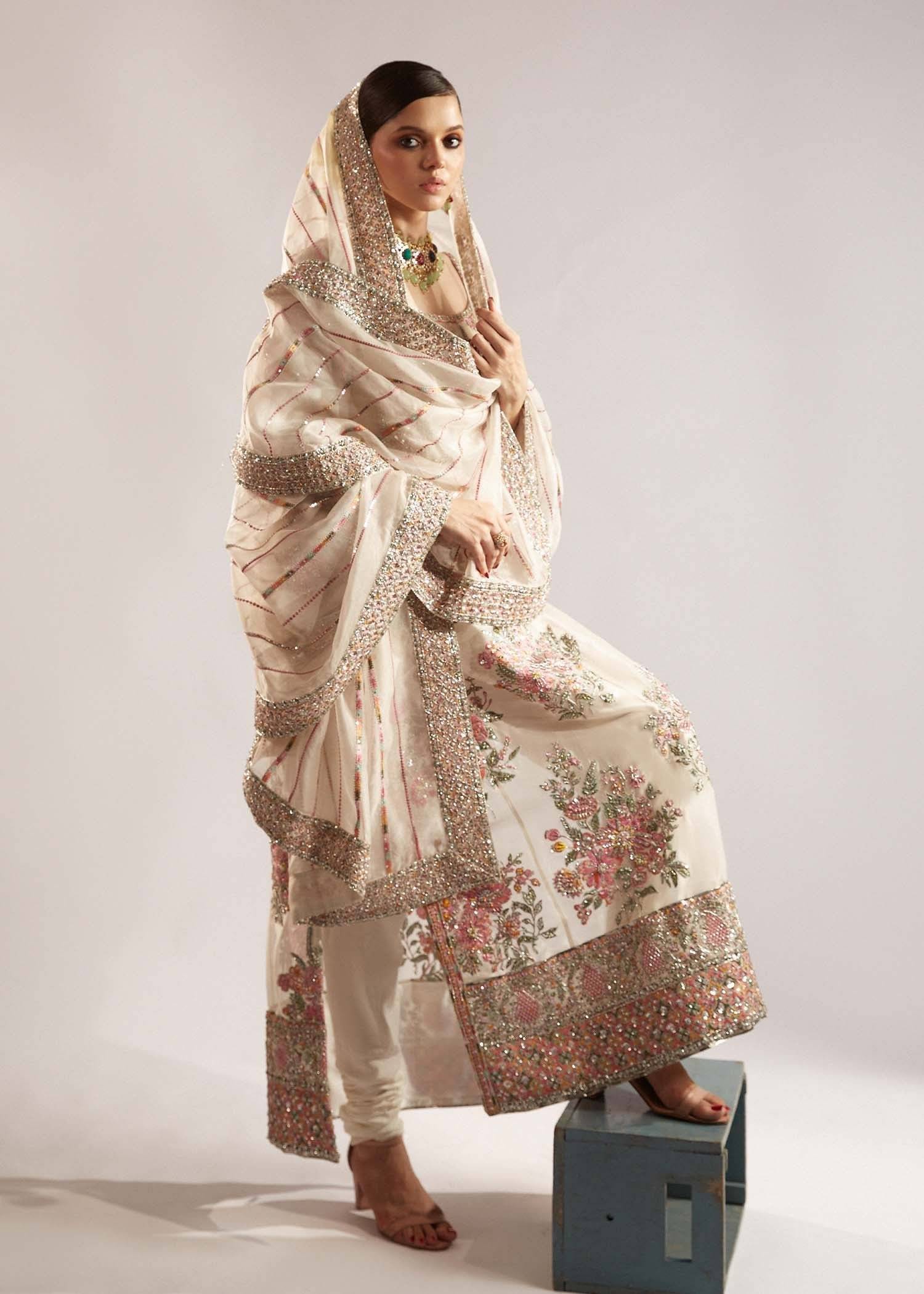 Hussain Rehar - Euro beige
