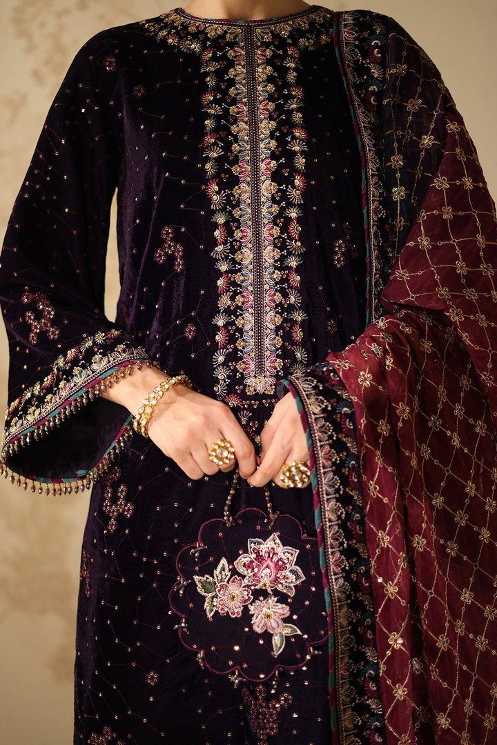 BAROQUE VELVET - VELVETY COLE
