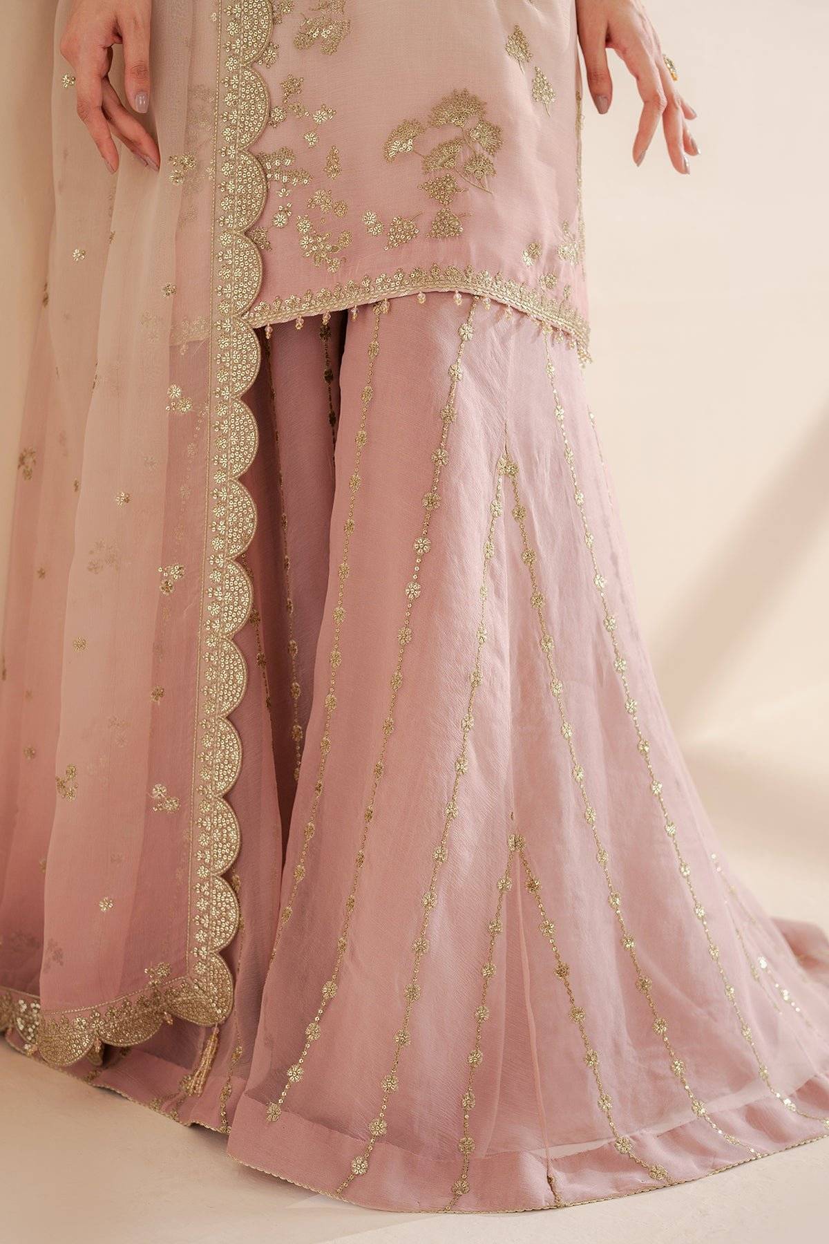 Jazmin - chiffon shaded pink