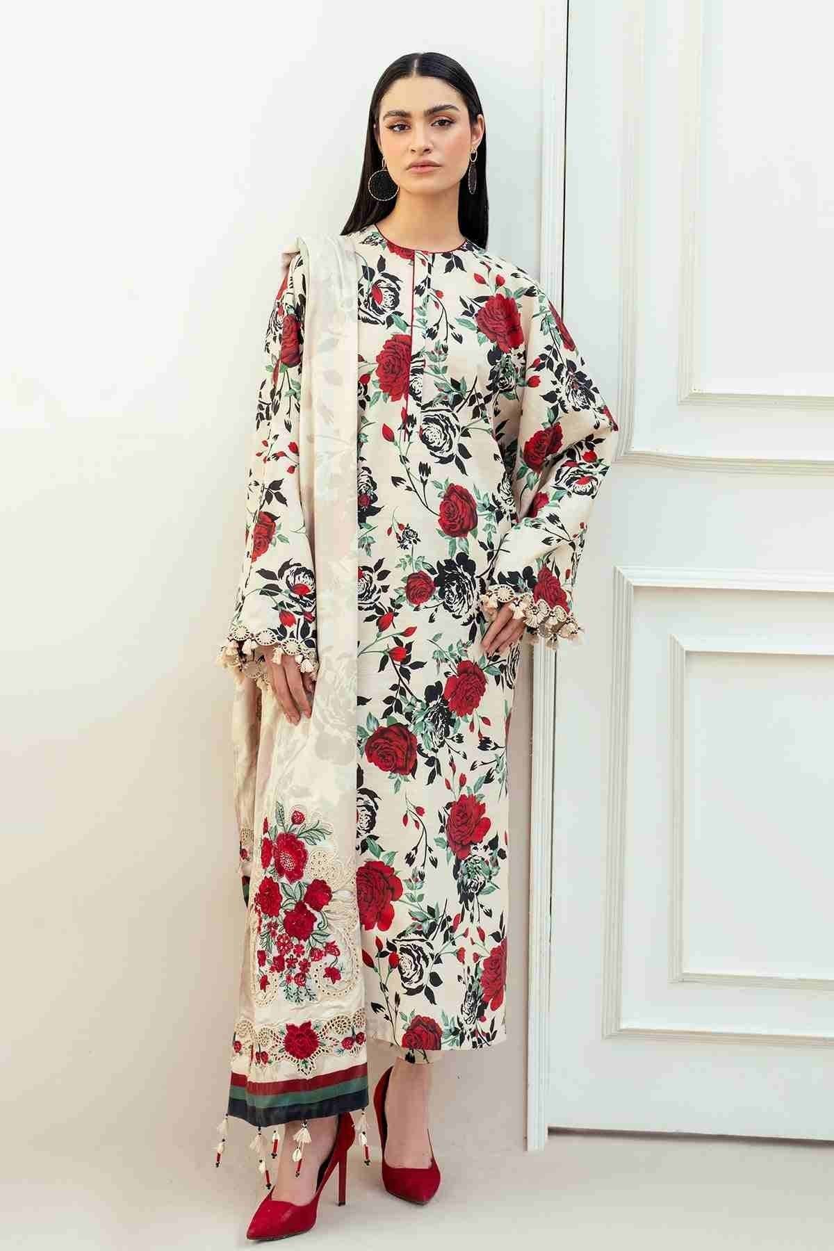 BAROQUE SWISS LAWN ROSE WHITE
