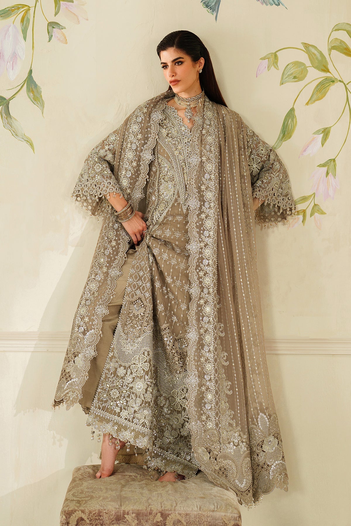 Baroque Chantelle- beige - CH14-08