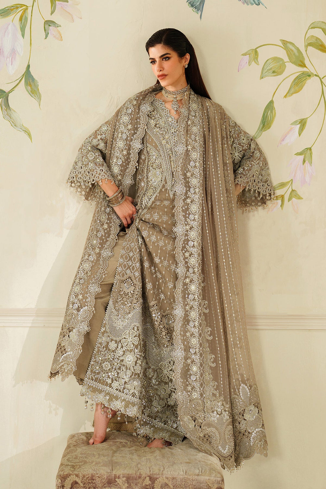 Baroque Chantelle- beige - CH14-08