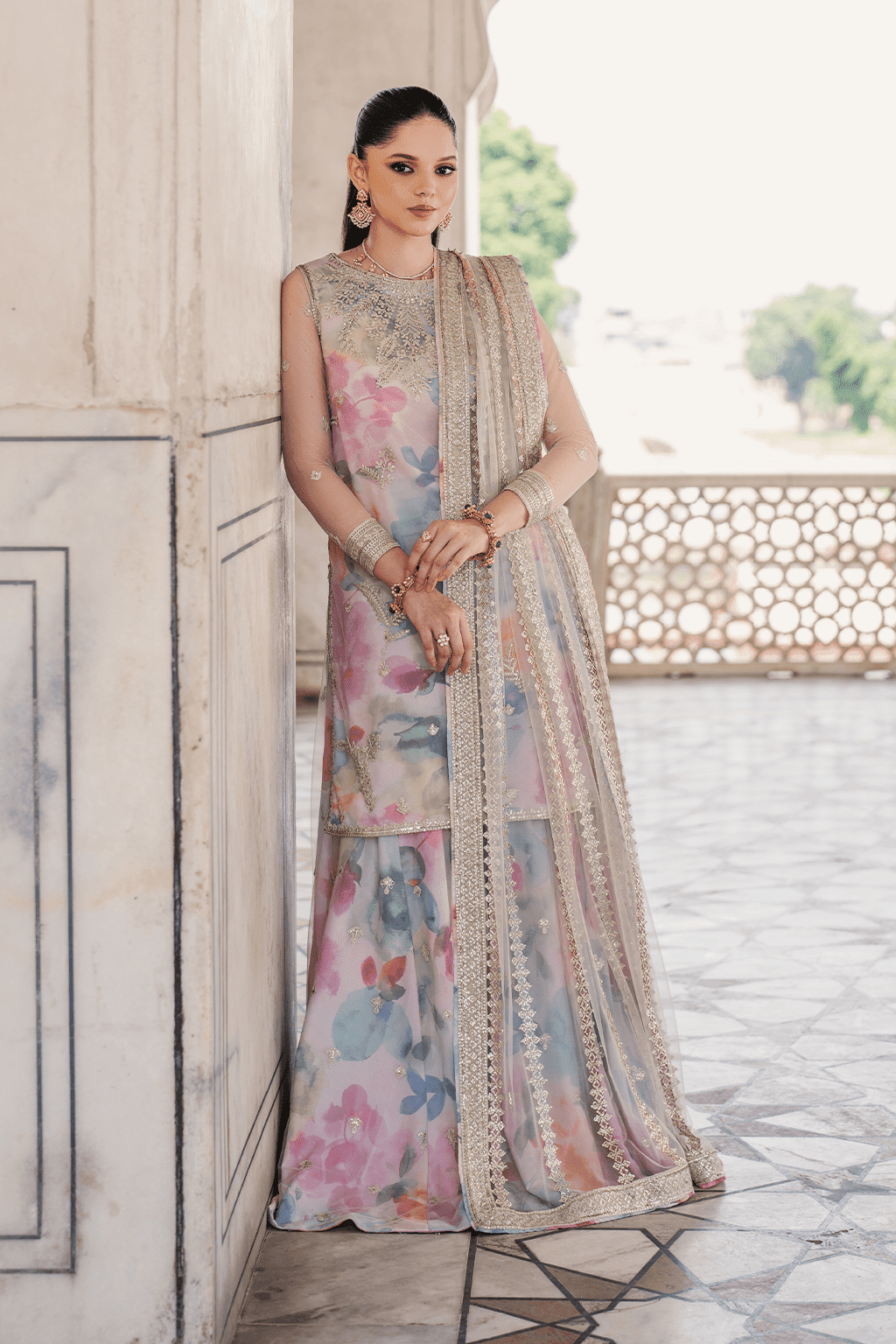 IZNIK LAWN BEIGE MULTI