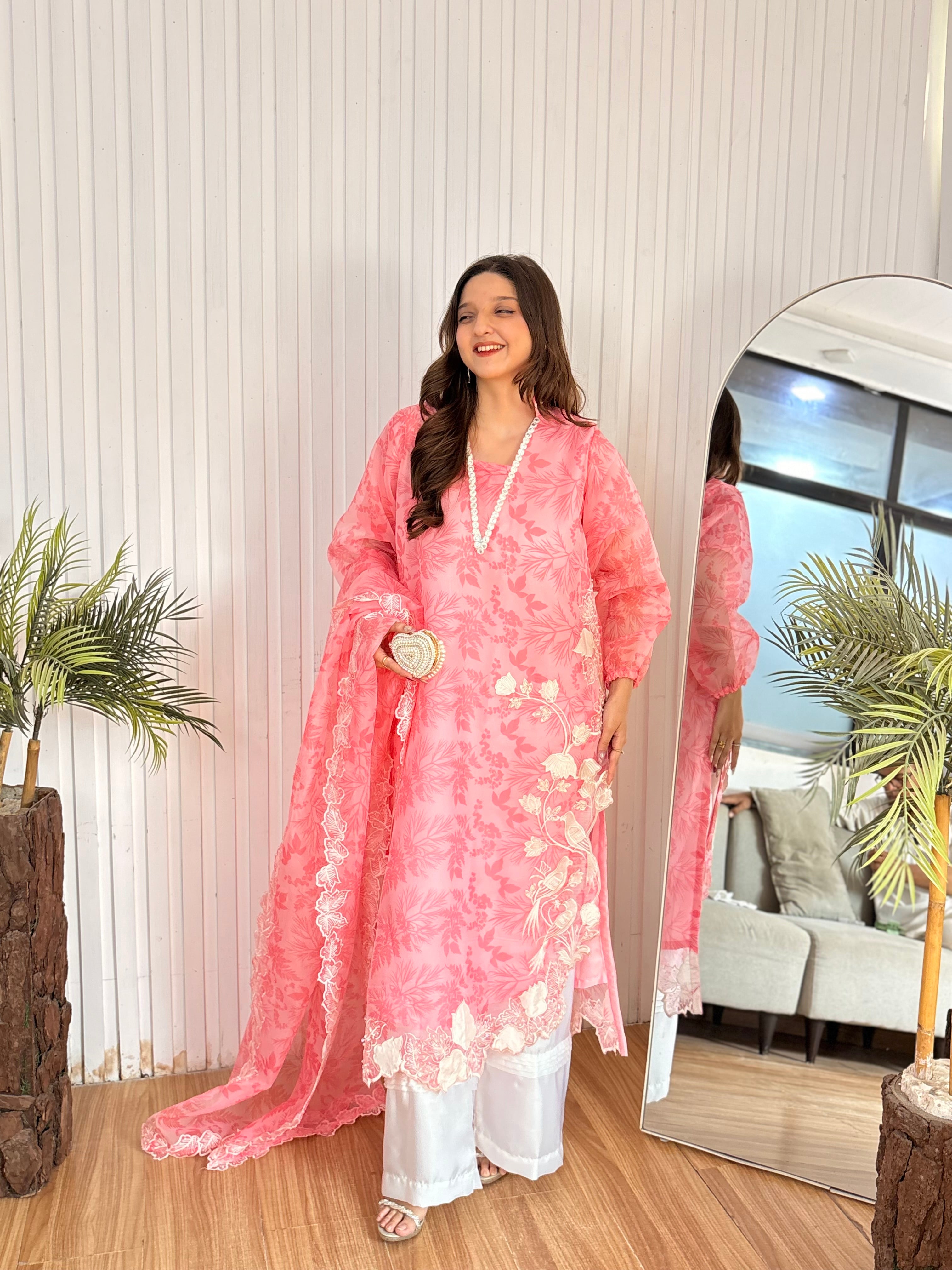 Mahira khan blush pink organza