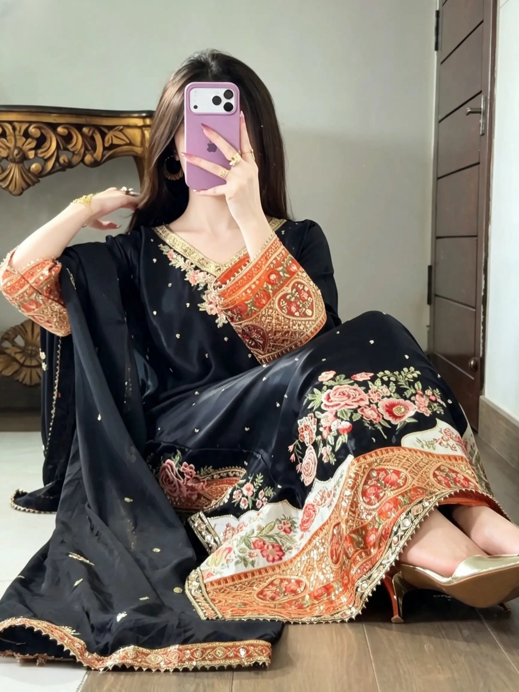 Black flower ethnic kaftan