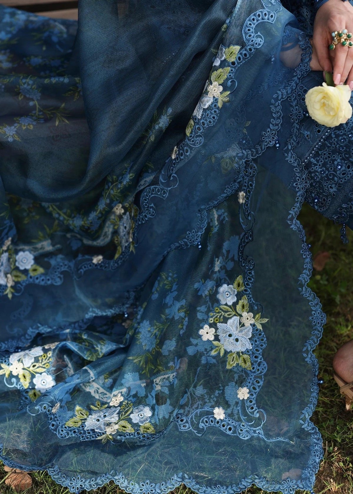 SARDINIA Blossom Blue