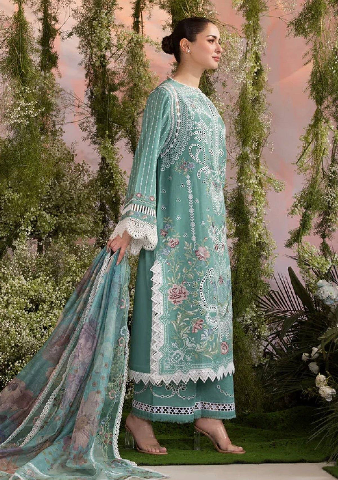 Sobia Nazir - sunshine muse lawn