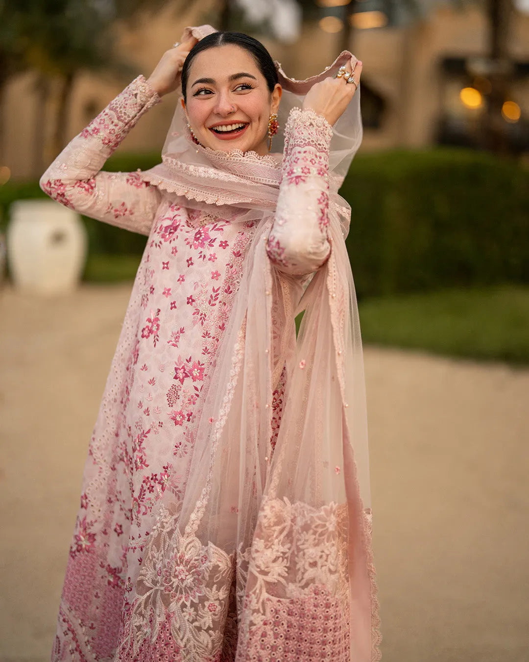 Faiza saqlain- Lamija blush powder
