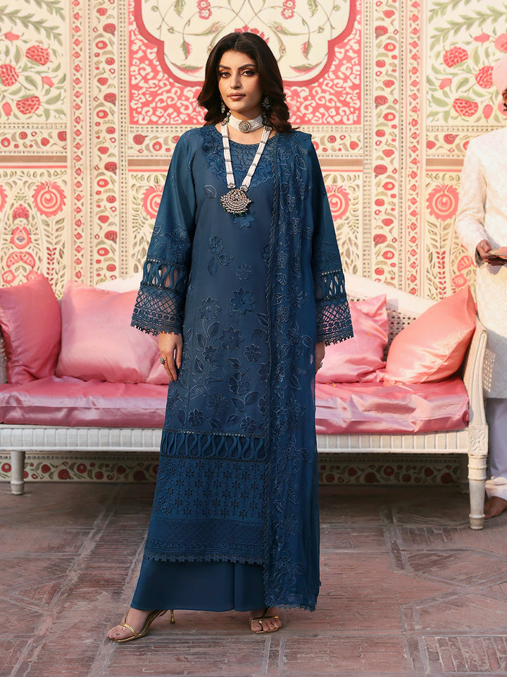 Mahnur cyania lawn