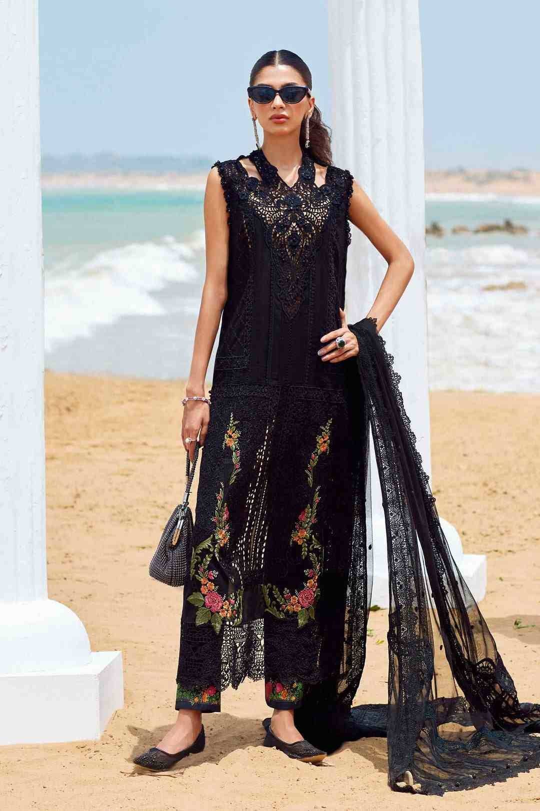 M.B LAWN - BLACK CORE