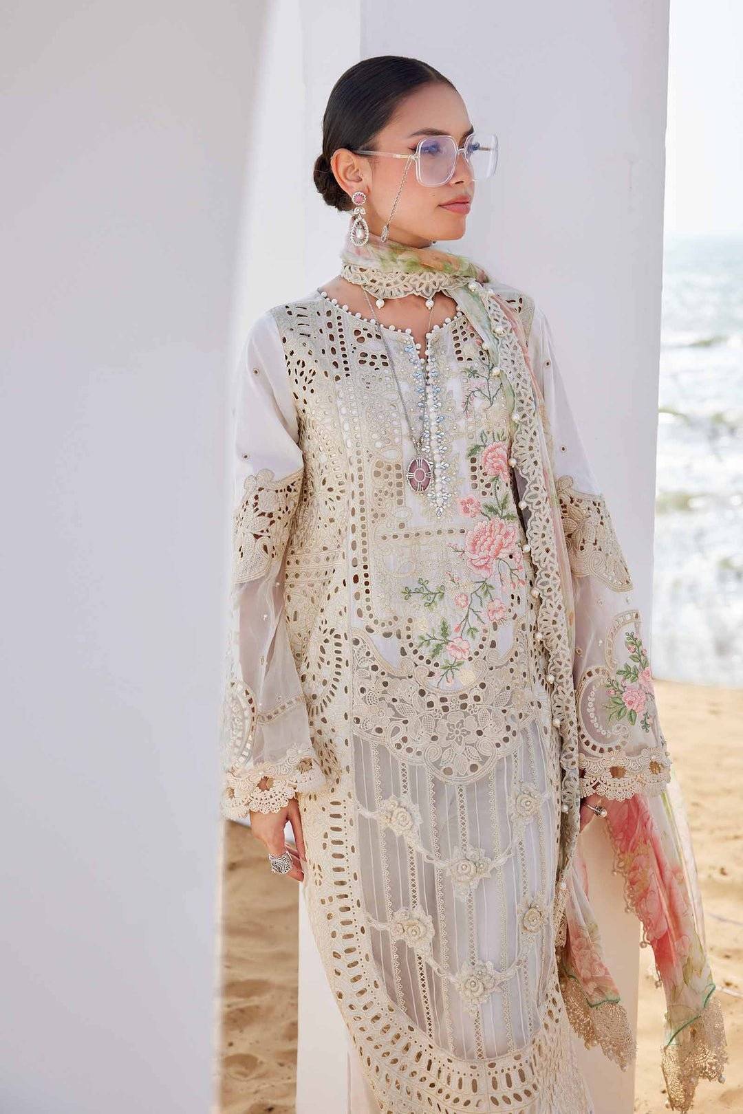 M.B LAWN - CREAM 07
