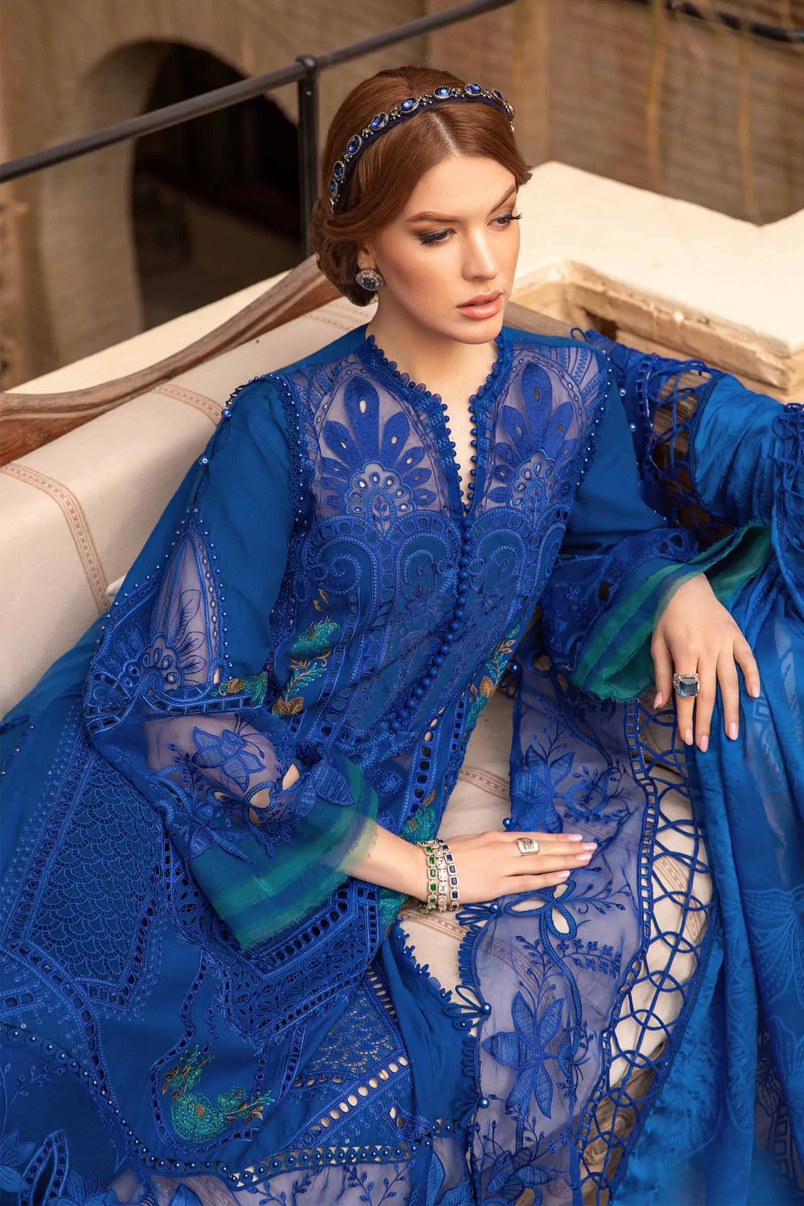 Mariab | Cobalt Blue Lawn