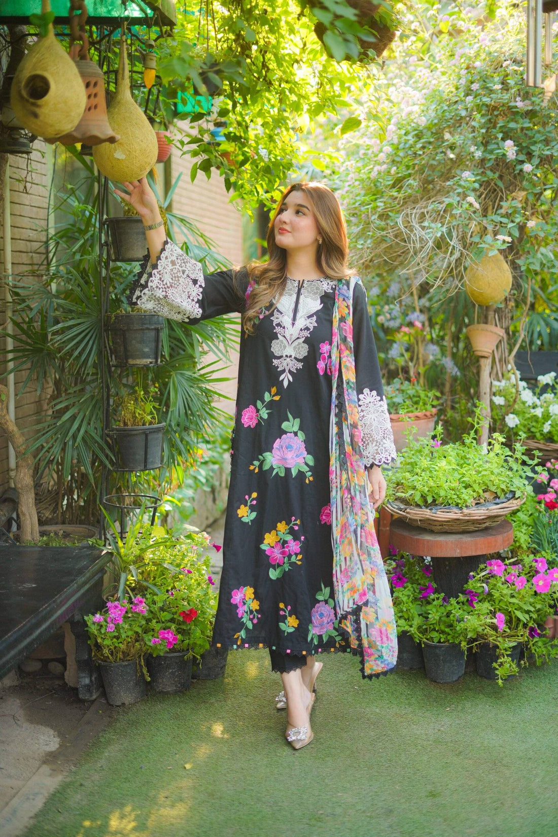 ANEELA’S LAWN - Aleezy
