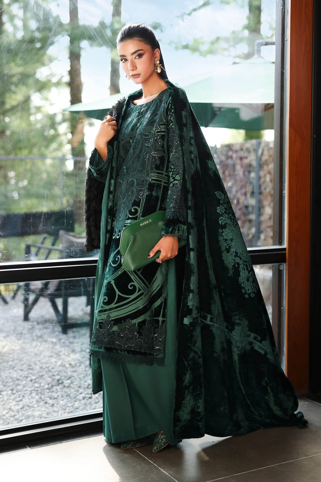 M.B Winter Luxe’25 | palachi 01