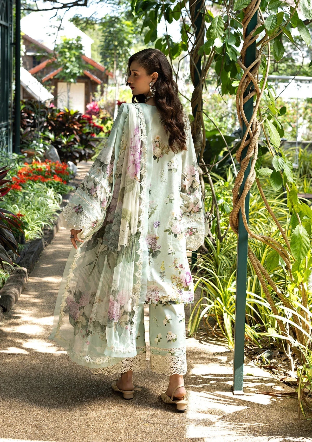 Elaf Lawn - mint meadow