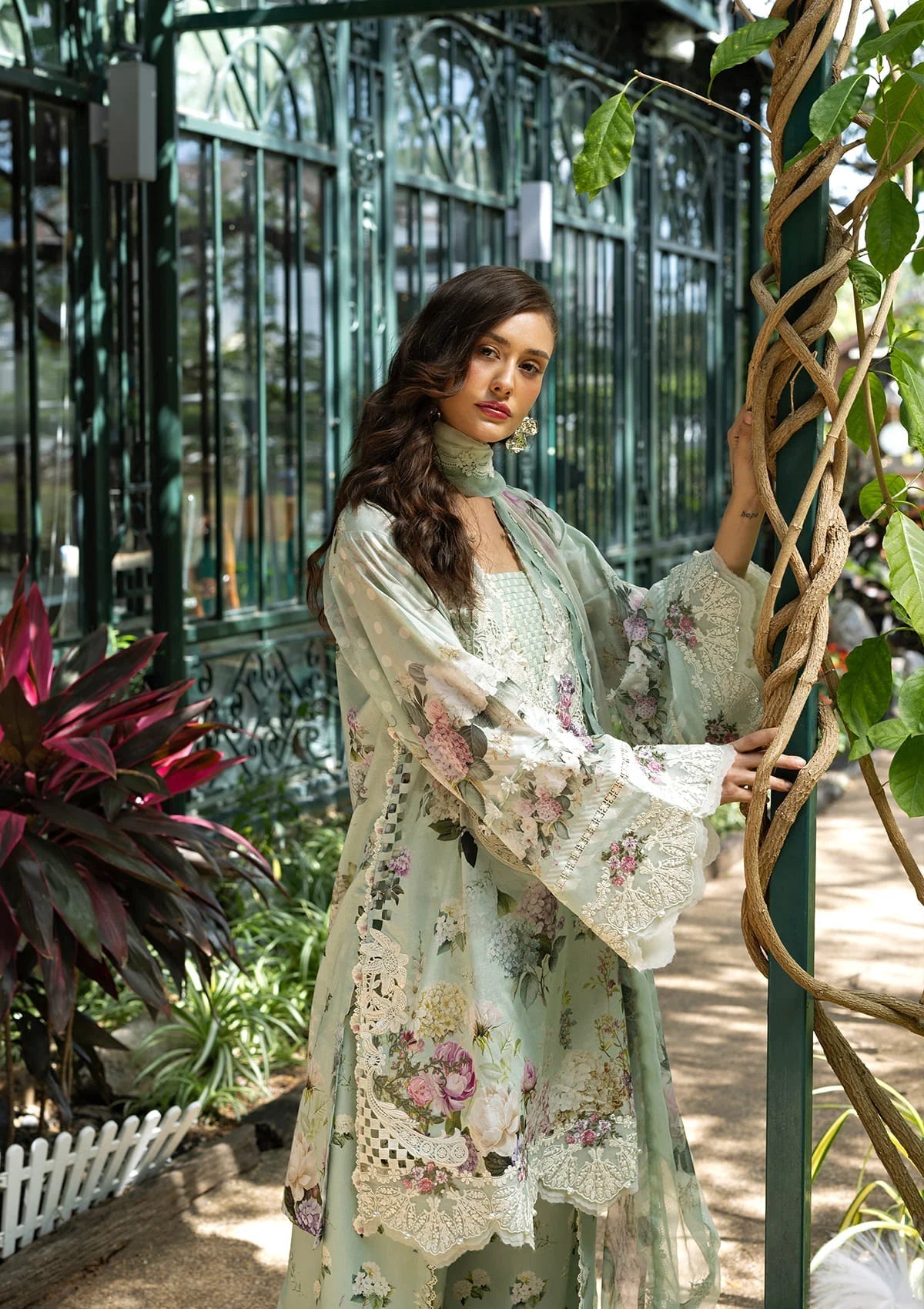 Elaf Lawn - mint meadow