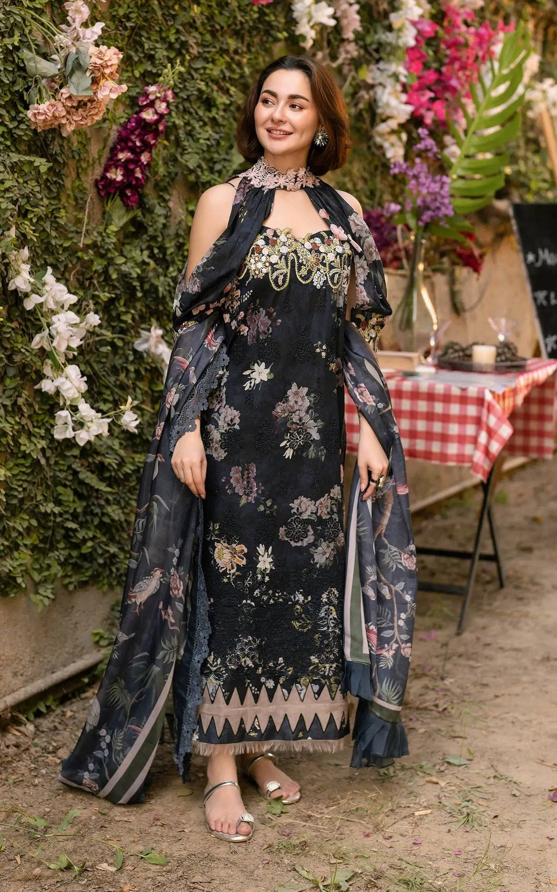 Meadow Bareeze BY ASIFA & NABEEL LAWN