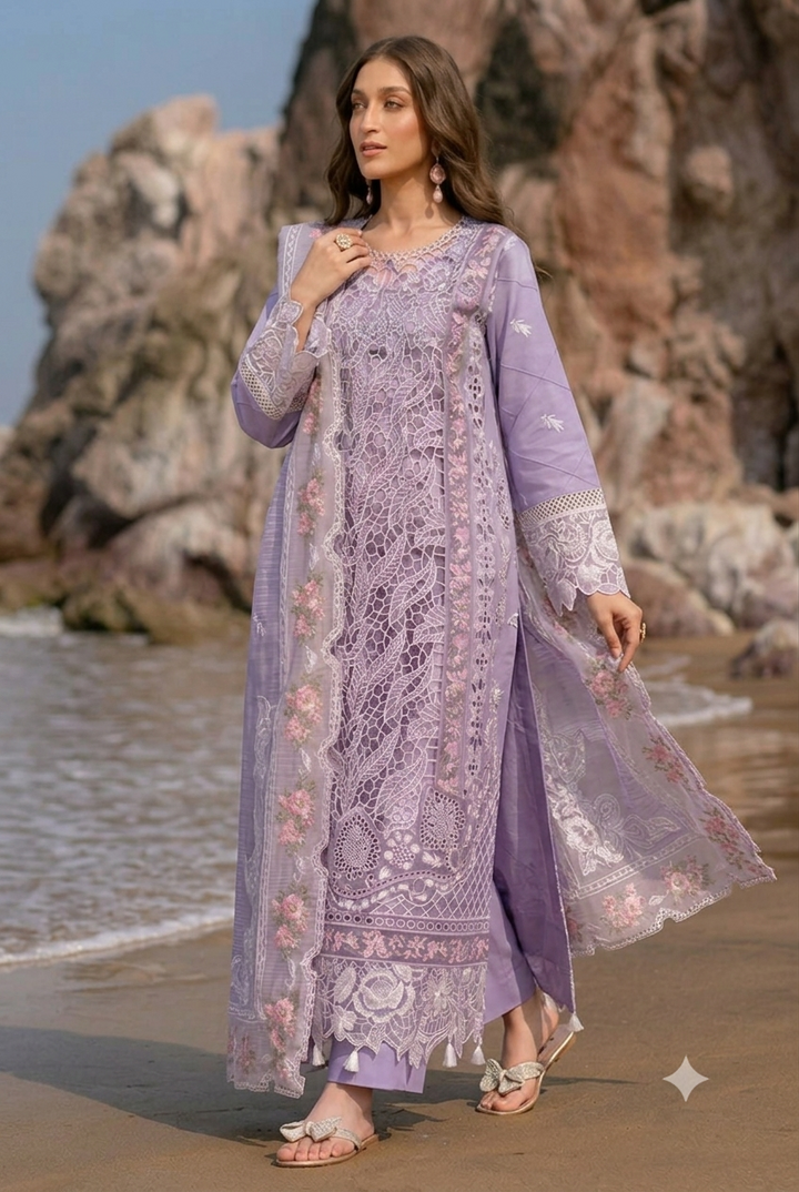 MAHNUR LAWN - Lilac looks
