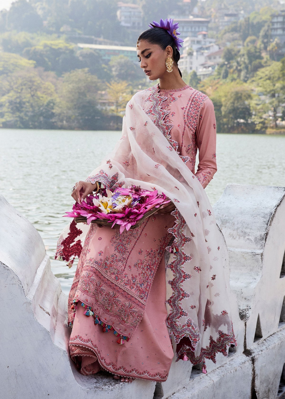 Hussain-Rehar Lawn - Rosey Pink