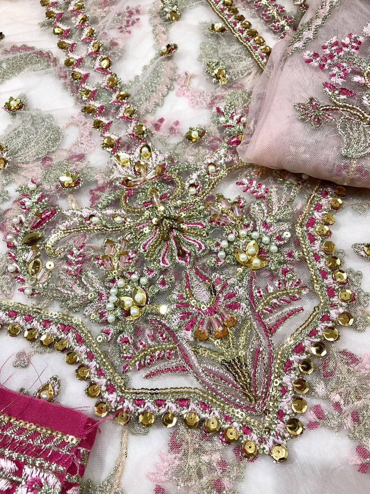 AFROZE INAYAT PINK