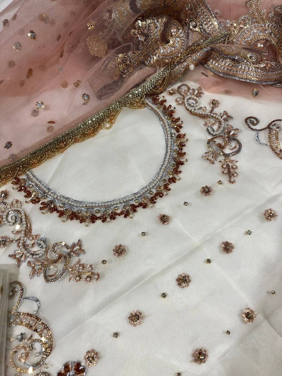 Nameera WHITE PEARLS