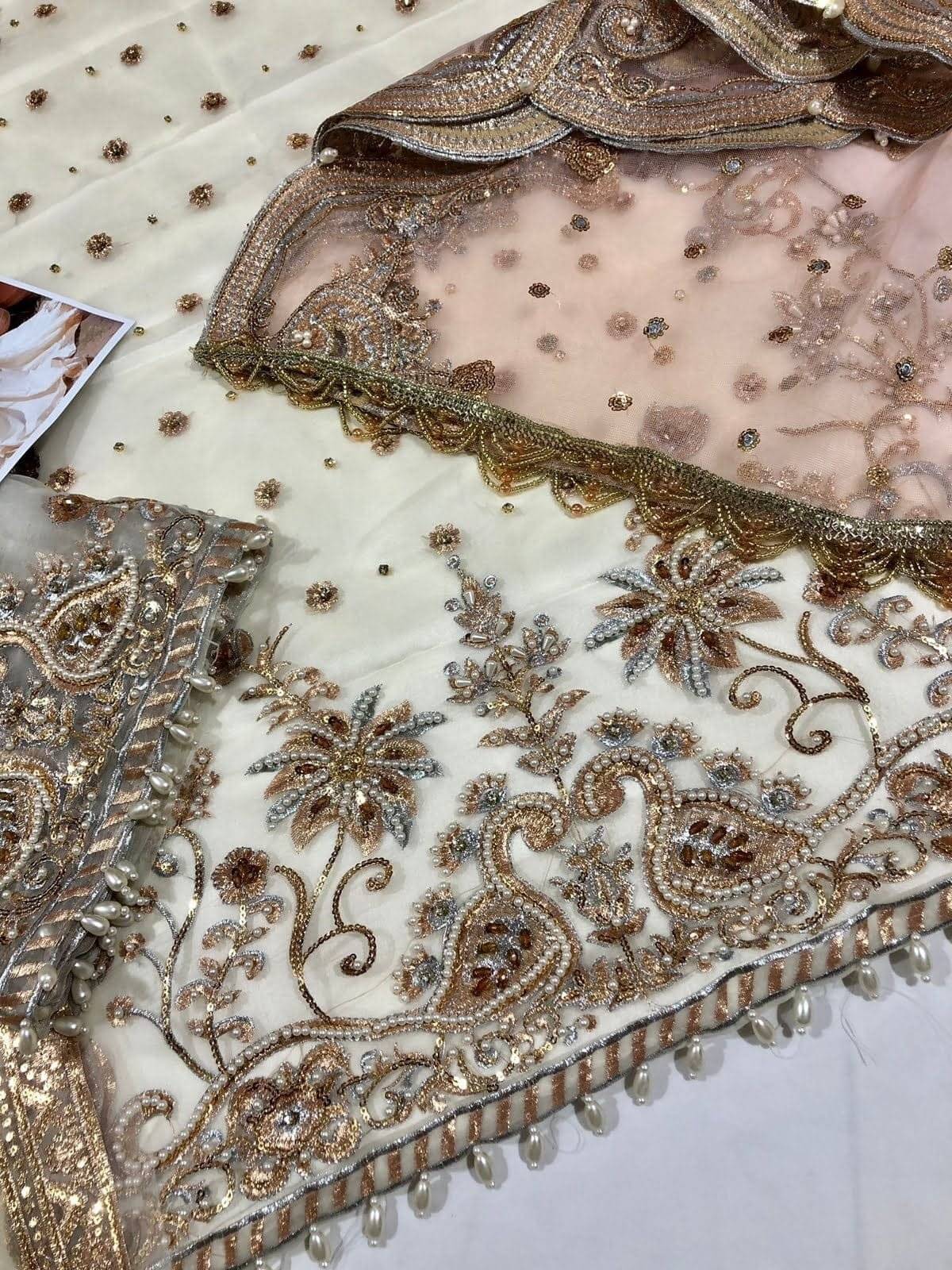 Nameera WHITE PEARLS
