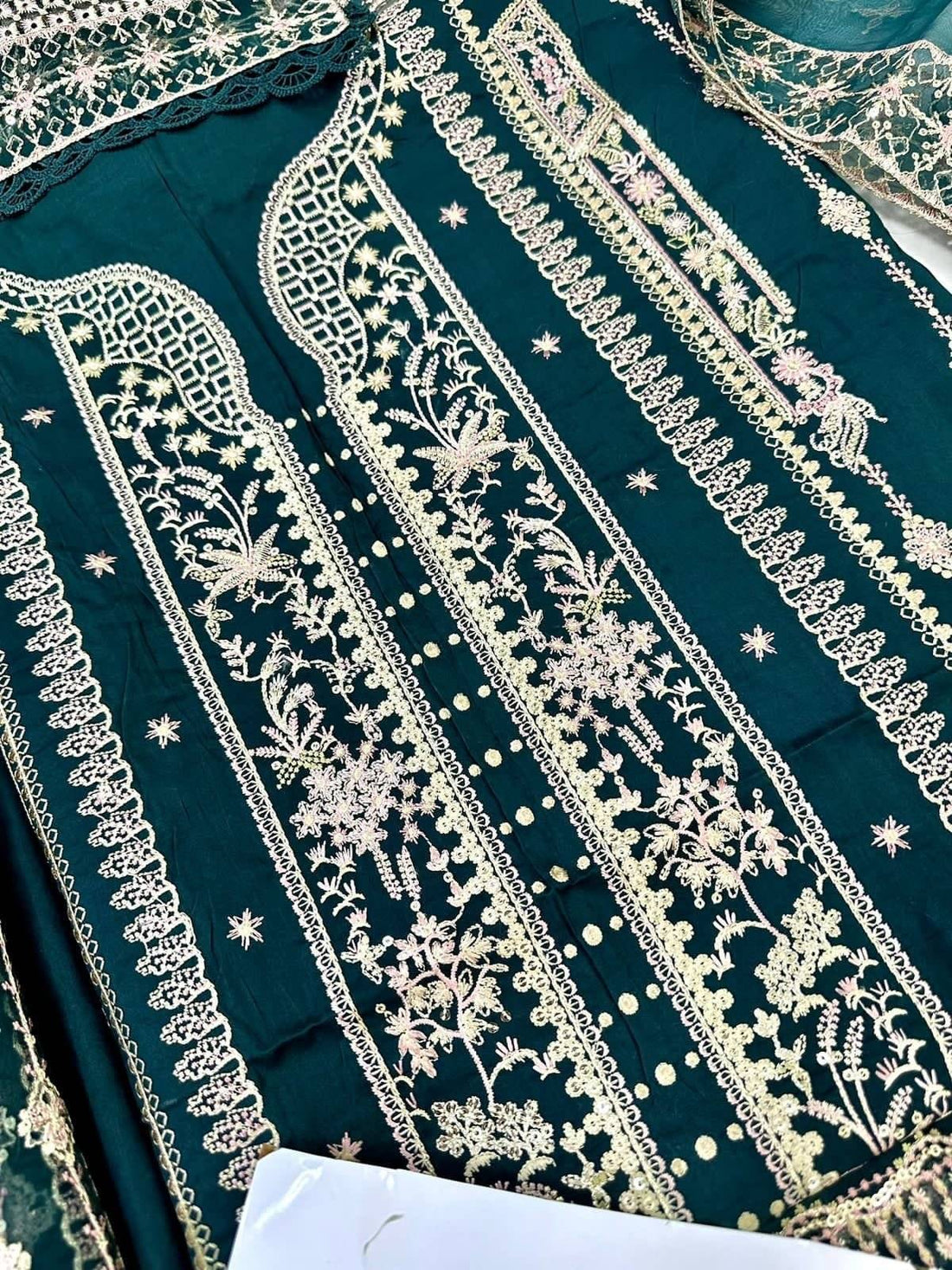 QALAMKAR ساحل LUXURY LAWN "ZAHRA"
